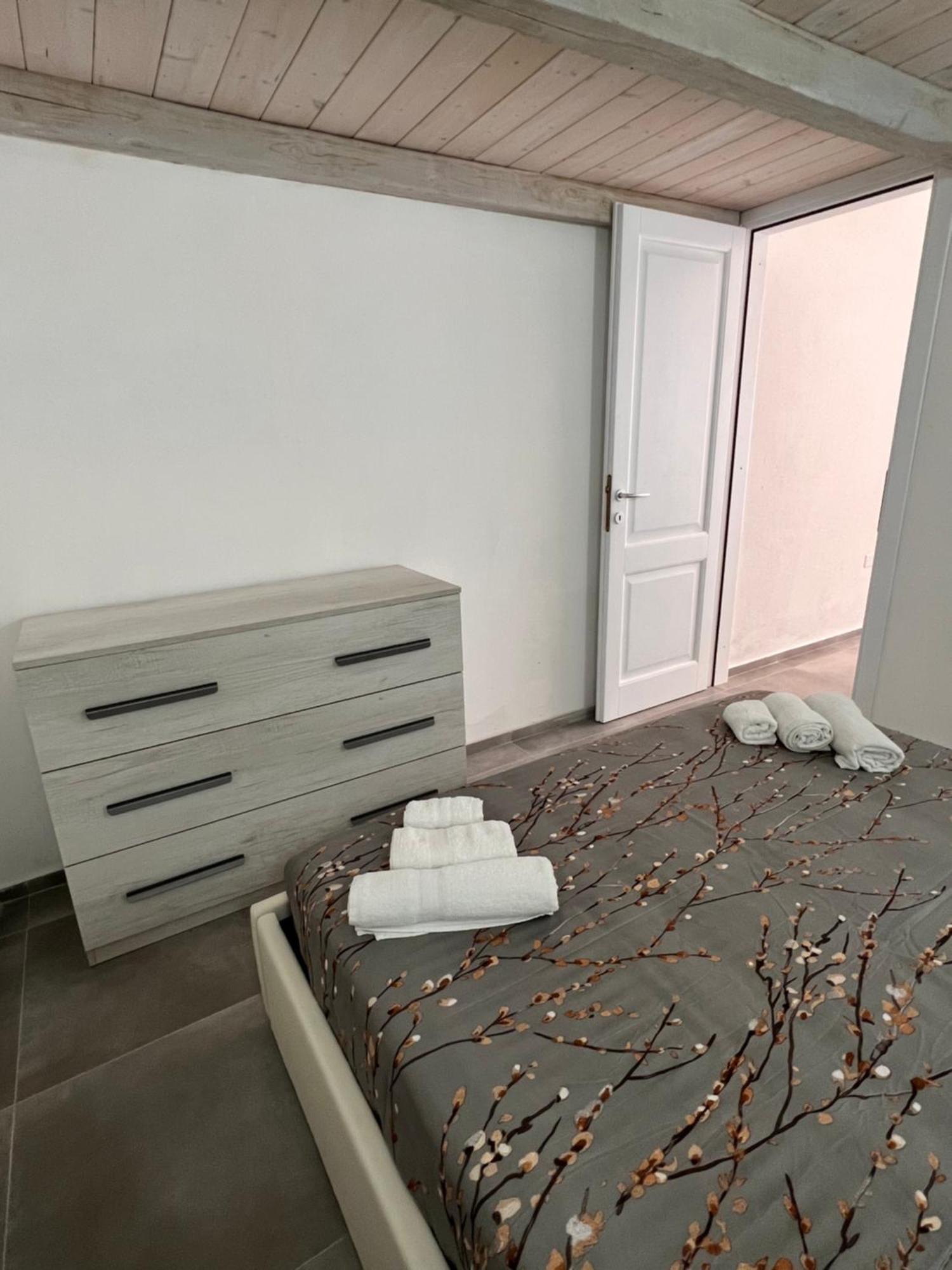 Urban Charme Loft Apartment Dorgali Ngoại thất bức ảnh